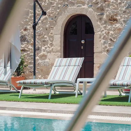 Sun-kissed Hilltop Villa, Priv Pool, Scenic Views Kástellos